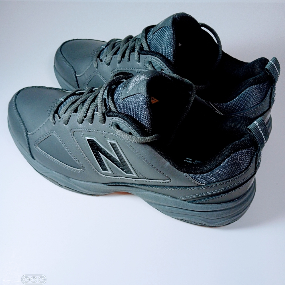 New Balance MID626v2 Work Sneaker